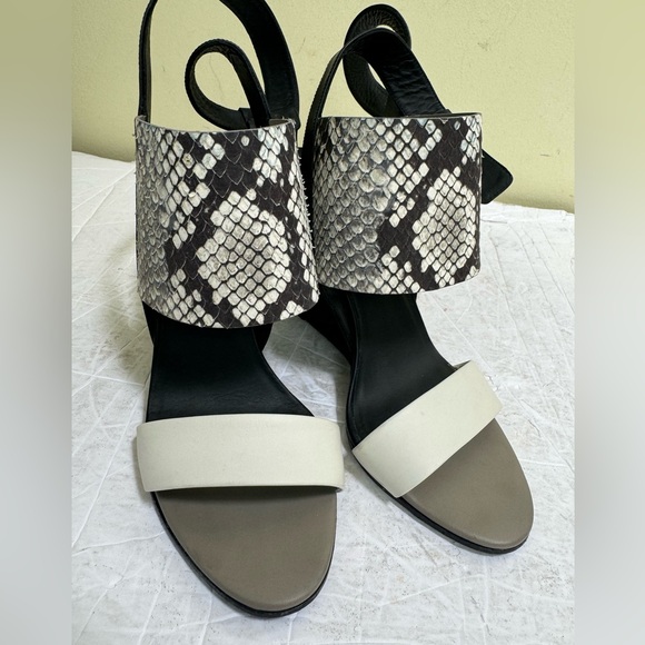 Vince Kyra Wedge Snake embossed Leather Sandals Shoes Platform Neutral Slides 9 - Picture 10 of 16
